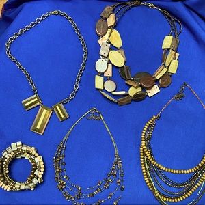 Brown jewelry lot